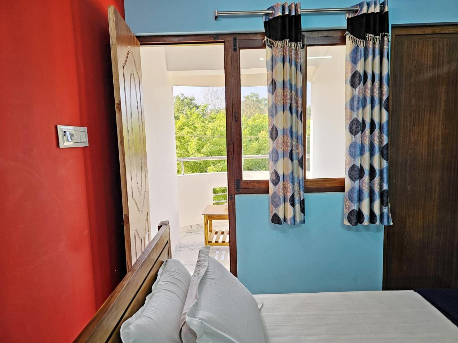 Auro Galaxy Pondicherry Exterior foto