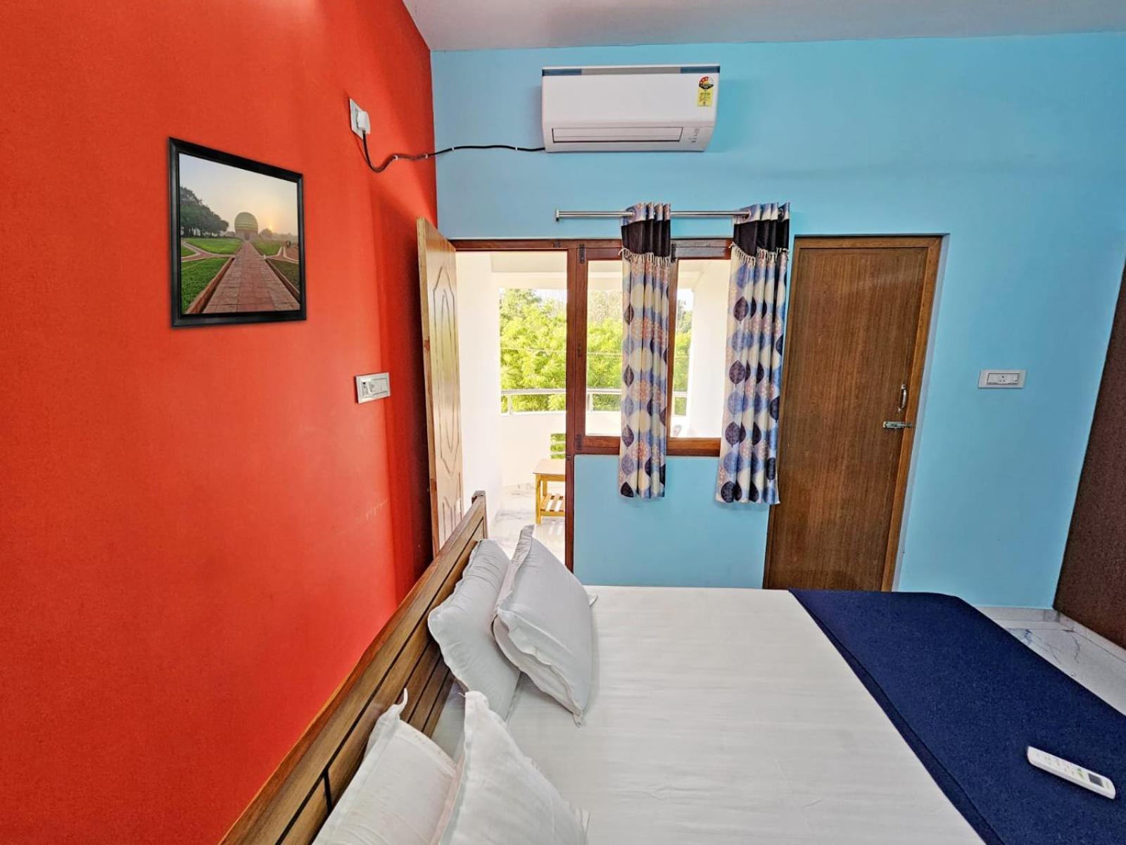 Auro Galaxy Pondicherry Exterior foto