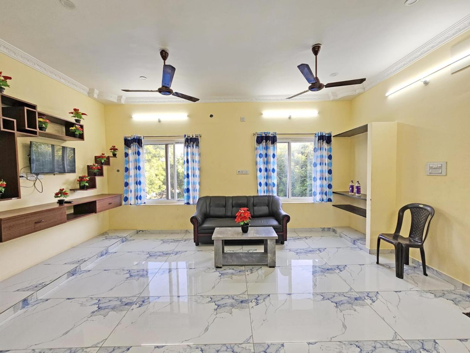 Auro Galaxy Pondicherry Exterior foto