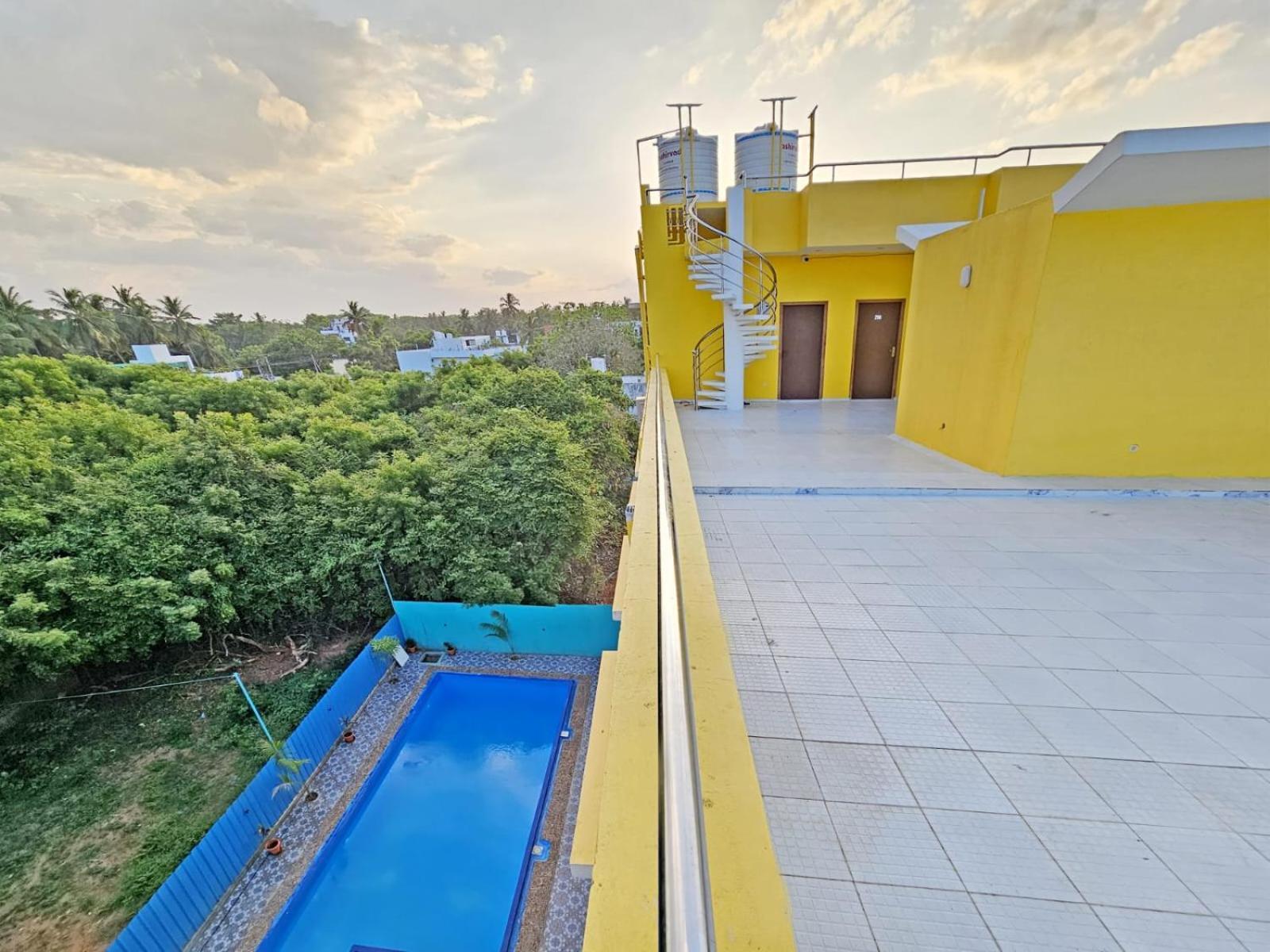 Auro Galaxy Pondicherry Exterior foto